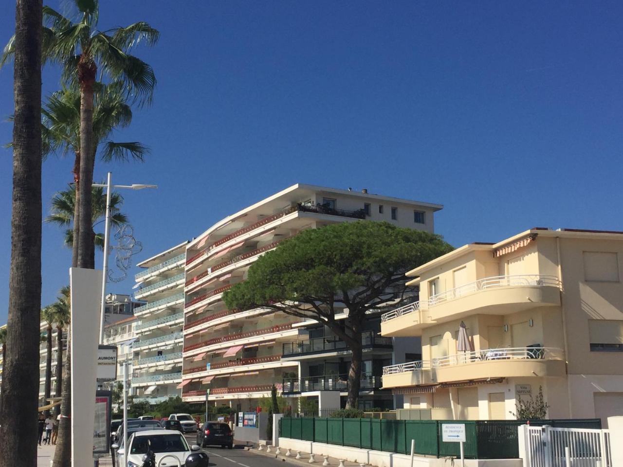 Gorgeous One-Bedroom Apartment With Terrace And Sea View -Stayinantibes- Bijou Plage Exterior foto